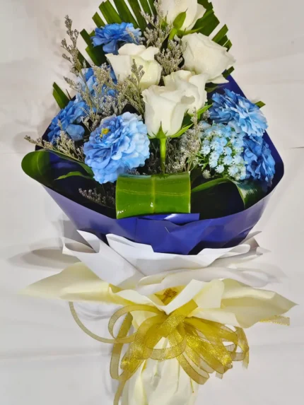 Blue and white boquet AED.70
