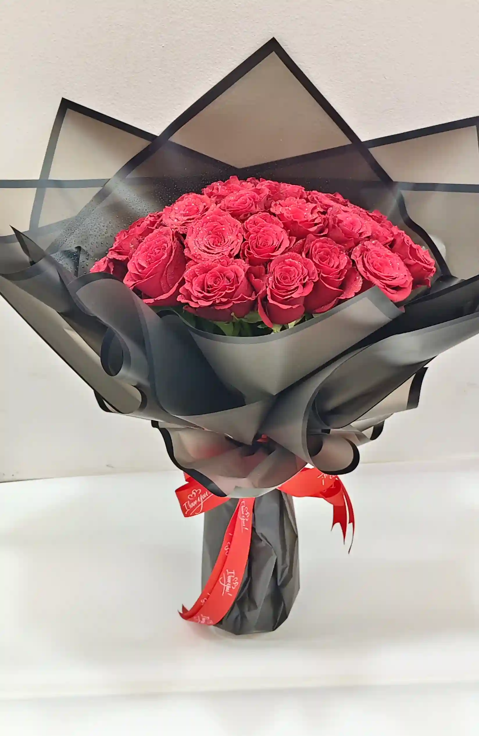 Red rose L2 bouquet.AED.300 Red rose L2 bouquet