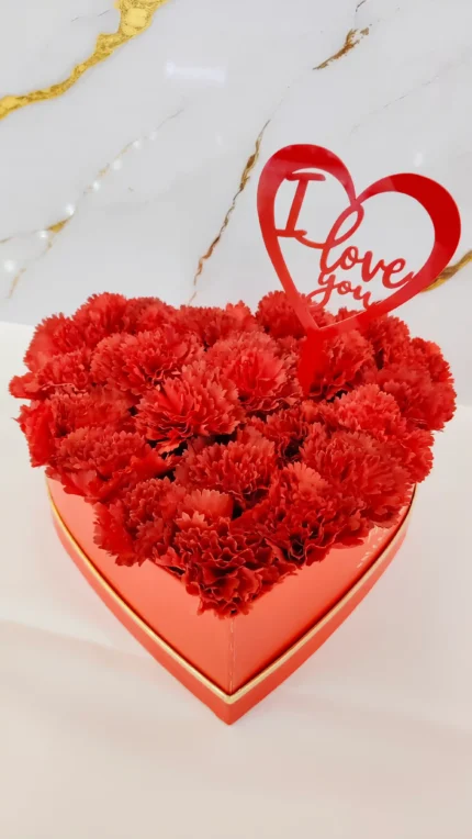 Valentine flower box