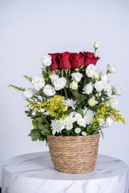 Red rose vesiayanthus and soledaster Arrangement